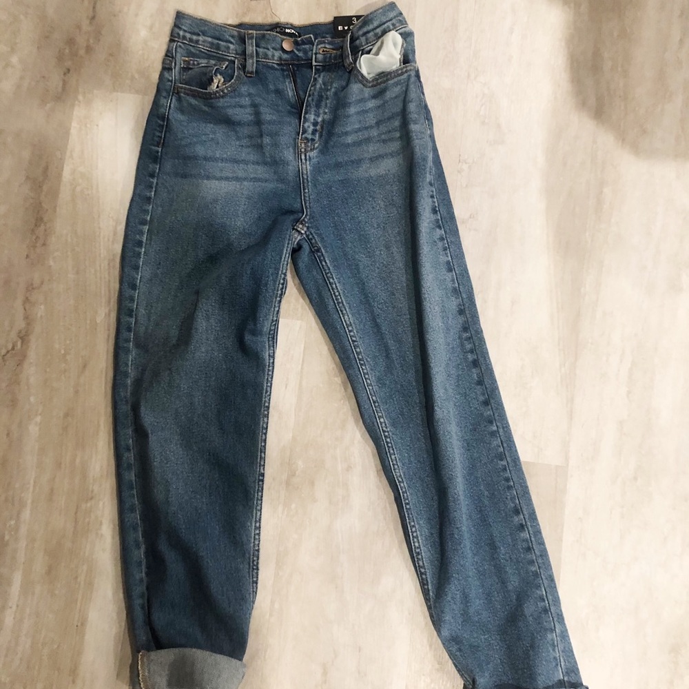 Mom jeans